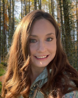 Photo of Nicholle Miller - Evergreen Counselling Group, Pre-Licensed Professional