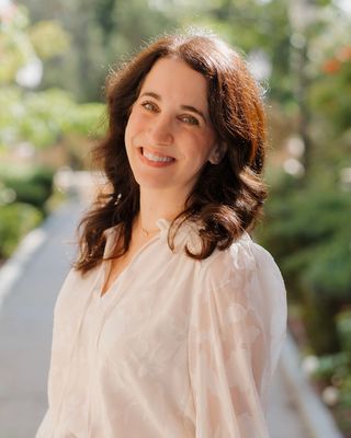 Photo of Amy Lazarov Das, Licensed Professional Clinical Counselor, LPC, MHSP-S, LPCC, NCC
