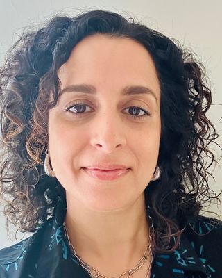 Photo of Dr Daphne Paradisopoulos, Psychologist, HCPC - Clin. Psych.