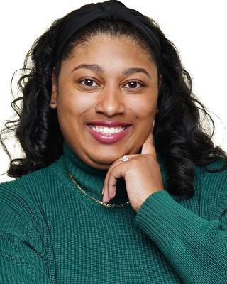 Photo of Elsa Mendez, Clinical Social Work/Therapist, LICSW, MSW