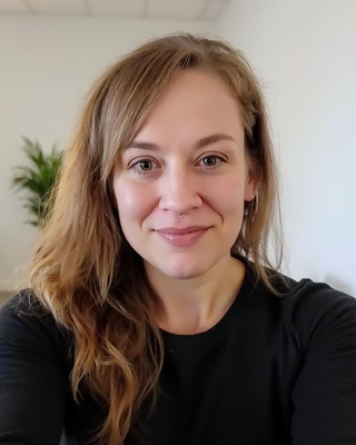 Photo of Lauren DeMattia, Clinical Social Work/Therapist, LICSW