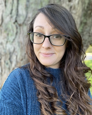 Photo of Jenny DeSilva, Pre-Licensed Professional in Bristol County, RI