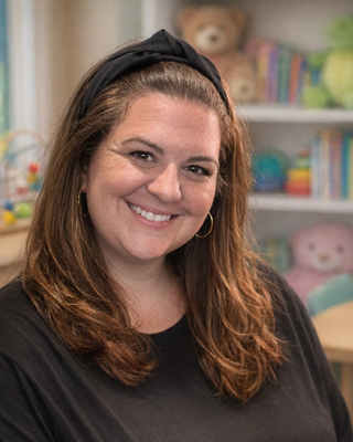 Photo of Cat Ianni-Schlecht, Licensed Professional Counselor, MA, RPT