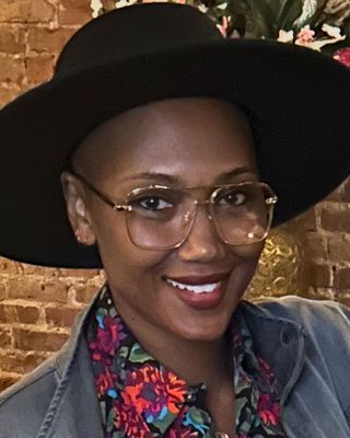 Photo of Aliya Rocker, Clinical Social Work/Therapist, LICSW