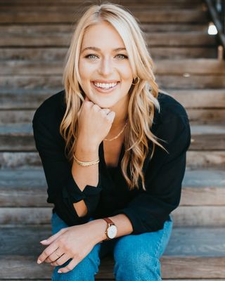 Photo of Megan Pierce, Marriage & Family Therapist, LMFT, MA