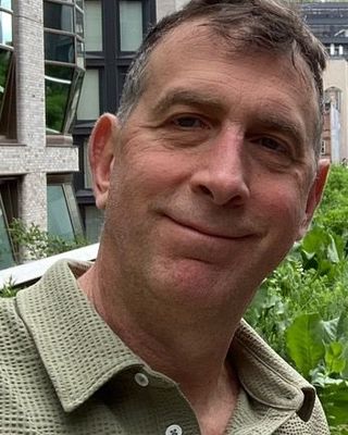 Photo of Arnie Angerman, Clinical Social Work/Therapist, LICSW
