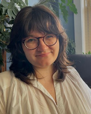 Photo of Lizzy Dixon, Pre-Licensed Professional, ATR-P, MA