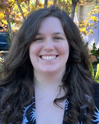 Photo of Claire McKeefry, Licensed Professional Clinical Counselor, LPCC