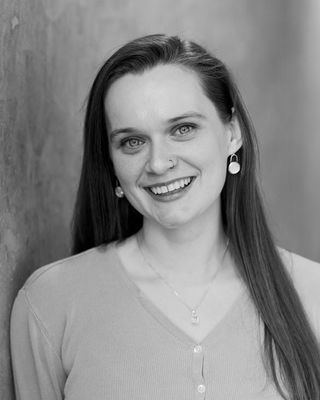 Photo of Lucy Porter, Pre-Licensed Professional