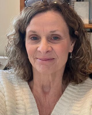 Photo of Lisa Schott, Clinical Social Work/Therapist, LICSW