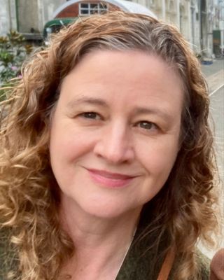 Photo of Joanne Maree Emmens, Psychotherapist, MA, MBACP