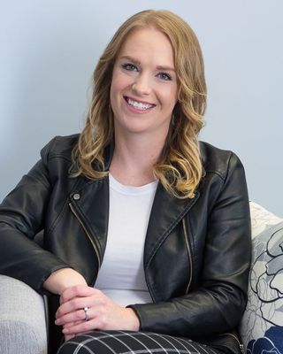 Photo of Lindsay Crowe, Registered Social Worker, RSW, MSW, CPT