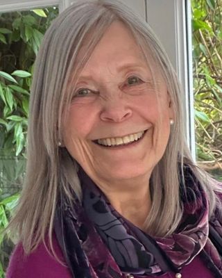Photo of Gloria Vahid, Psychotherapist, DCounsPsych, MUKCP