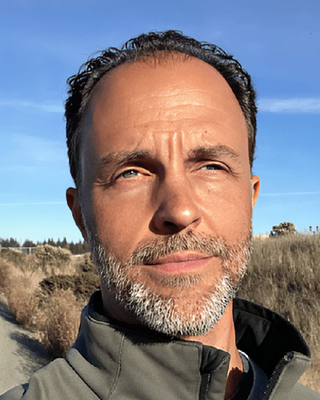 Photo of John Loppnow, Marriage & Family Therapist, LMFT