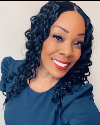 Photo of Miaisha James, Marriage & Family Therapist, LMFT