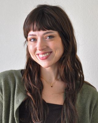Photo of Sav Kennedy, Licensed Master Social Worker, LMSW