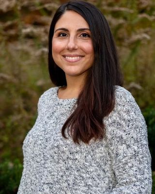 Photo of Alia Zarwi - Daisy's Place, Clinical Social Work/Therapist, LSW