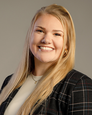 Photo of Cassidy VanMalsen, Master Social Worker, LLMSW