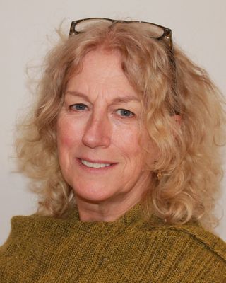 Photo of Joanne Carney-Osborne, Psychotherapist in Oxford, England