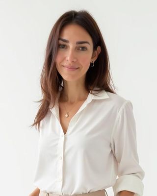 Photo of Zeynep Kagan, Marriage & Family Therapist, MS, MA, LMFT