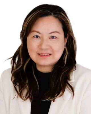 Photo of Mun Ying Kennis Cheng, Clinical Social Work/Therapist in Williamsburg, MA