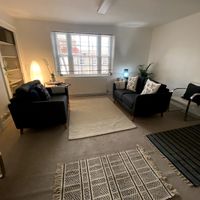 Gallery Photo of Peaceful & spacious therapy room in the heart of Reading City Centre, Plenty of street parking and nearby Oracle Shopping centre parking available. 