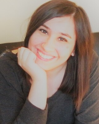 Photo of Nicole Brucculeri, Registered Psychotherapist in Guelph, ON