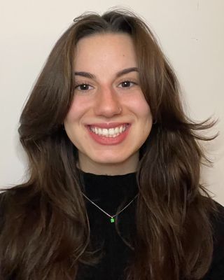 Photo of Alexandra Januzzi-Thomas, Pre-Licensed Professional, BASW