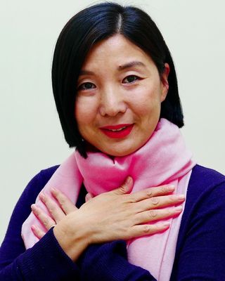 Photo of Sunny Yuxin Li, Registered Social Worker, MSW, RSW