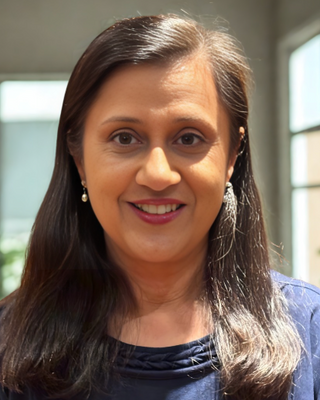 Photo of Neena Malhotra, Registered Social Worker, MSW, RSW, RP