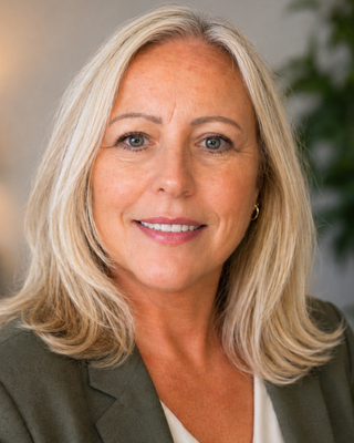 Photo of Maria Pamphlett, Counsellor, MBACP