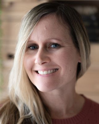 Photo of Angela Charles, Marriage & Family Therapist, MS, LMFT