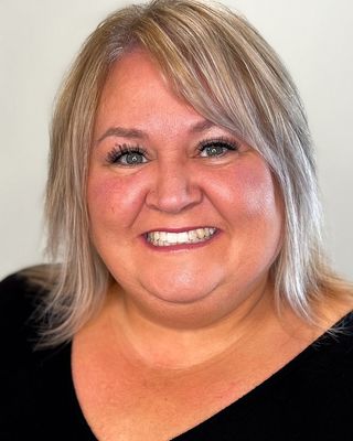 Photo of Patrina Lee, Clinical Social Work/Therapist, MSW, LISW-S