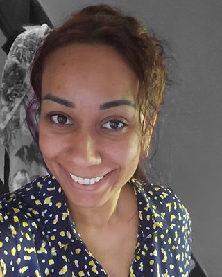 Photo of Chantelle Eloise Napier, Psychotherapist, MBABCP