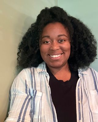 Photo of Laquila Manning, Marriage & Family Therapist, MA, LMFT