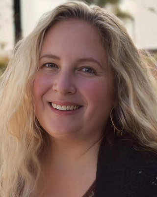 Photo of Stephanie Lynch, Counselor, LMHC