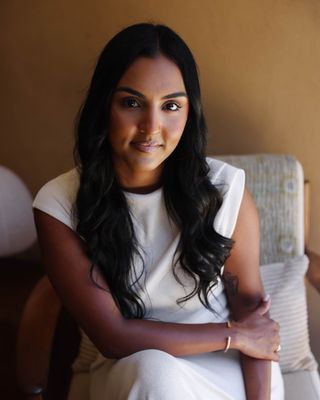 Photo of Raya Singh, Marriage & Family Therapist, MA, LMFT