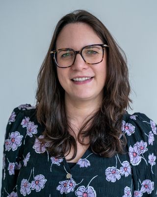 Photo of Ellen Williams, Counsellor, MBACP
