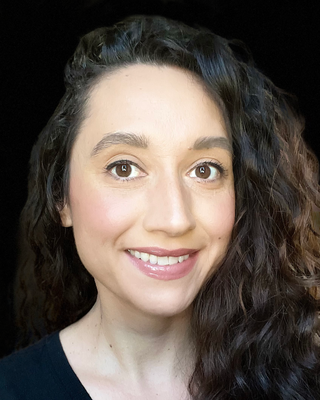 Photo of Lisa Simonian, Marriage & Family Therapist, LMFT