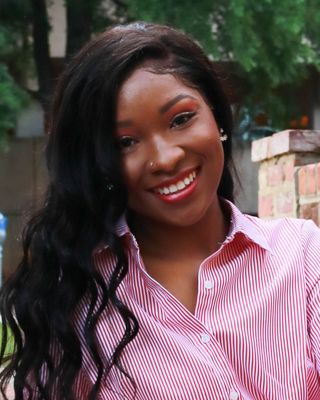 Photo of Sasha Farr, Clinical Social Work/Therapist, LISW-CP