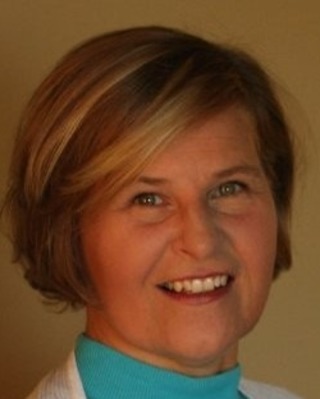 Photo of Cheryl Drake, Registered Psychotherapist in Grimsby, ON