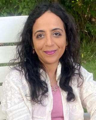 Photo of Sumbul Zahra, Registered Psychotherapist (Qualifying) in Toronto, ON