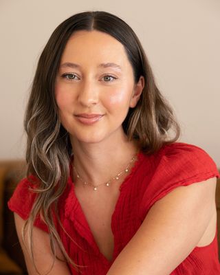 Photo of Natasha Kaneda, Marriage & Family Therapist Associate