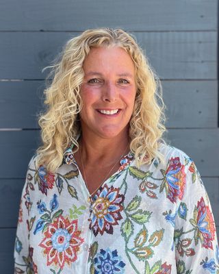 Photo of Tara Gehler, Marriage & Family Therapist, MA, LMFT