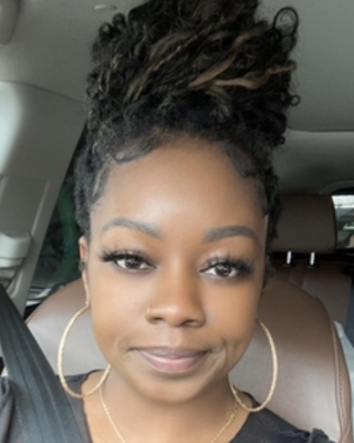 Photo of Shay Mitchell, Clinical Social Work/Therapist, LCSW