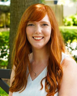 Photo of Lindsay Allen, Licensed Mental Health Counselor, PhD, LMHC, LMFT