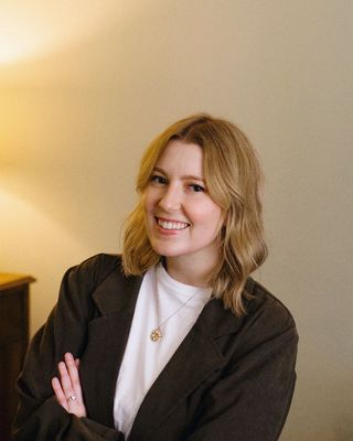 Photo of Alex Dell'Oso, Counselor, MA, LAC