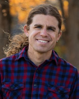 Photo of Mike Macedo, Clinical Social Work/Therapist, LICSW