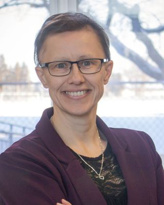 Photo of Kari Friesen - Grief, Divorce, and Anxiety Support - Kari, Registered Psychotherapist (Qualifying)