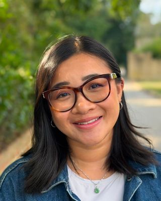 Photo of Mica Tang, Counsellor, MBACP